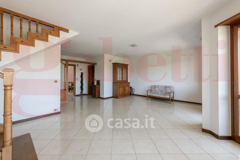 Appartamento in Via XXV Aprile 118 — foto 35 di 41