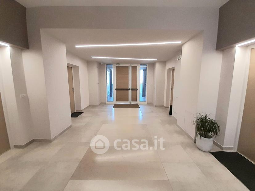 Appartamento in Via Mario Ronzini — foto 9 di 51