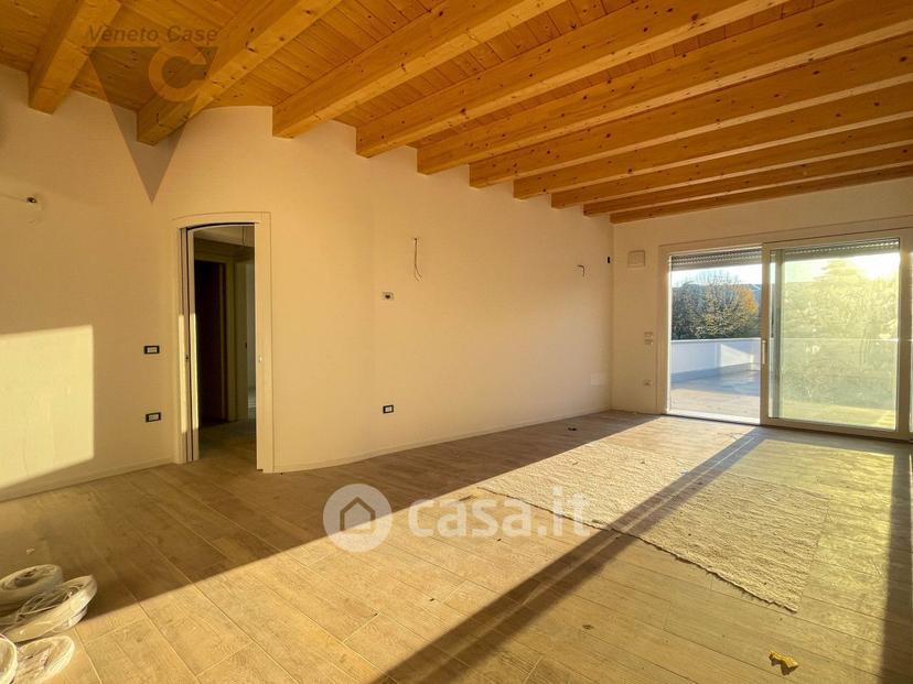 Trilocale in Via Papa Pio XII — foto 8 di 29
