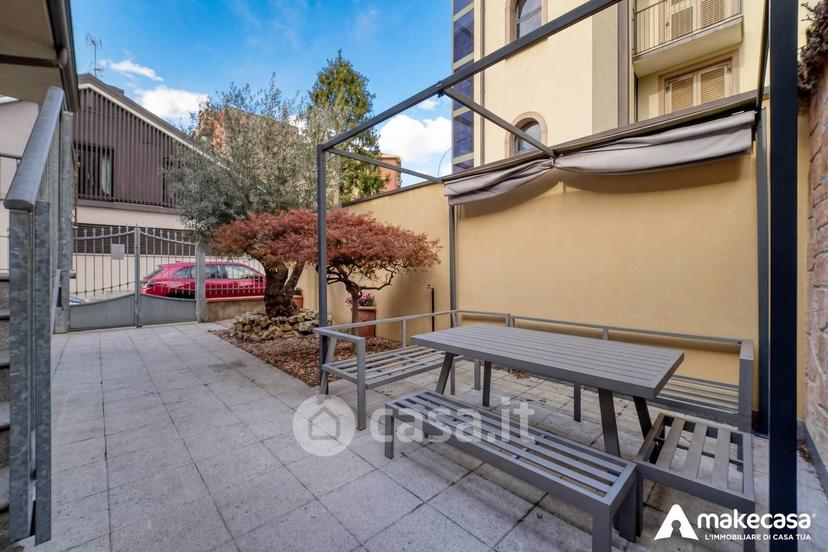 Villa in Via Giuseppina Biggiogero 1 — foto 20 di 33