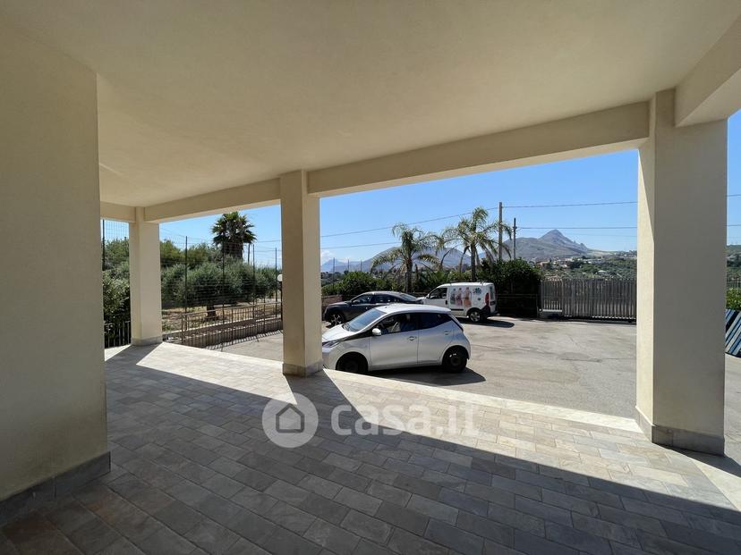 Villa in Via Giovanni Guareschi 67 — foto 17 di 115