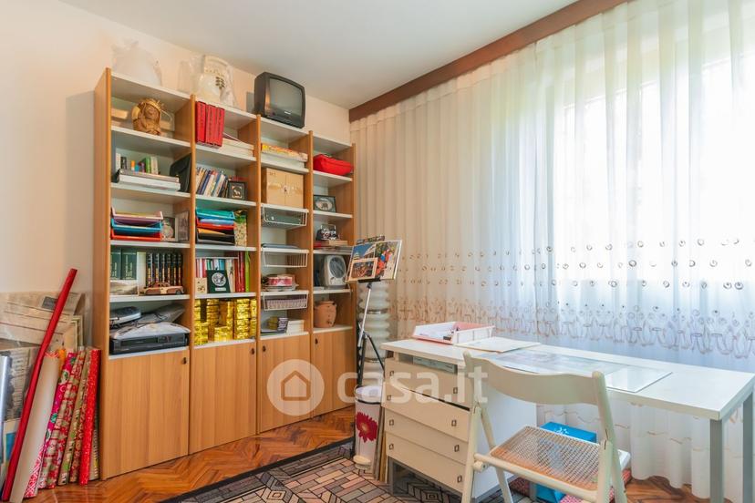 Villa in Via Gianni Rodari 69 — foto 5 di 73