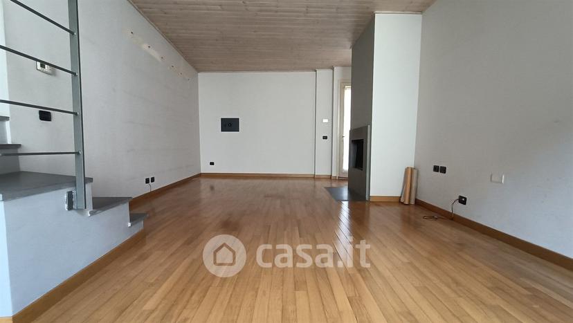 Trilocale in Piazza Giuseppe Garibaldi — foto 29 di 49