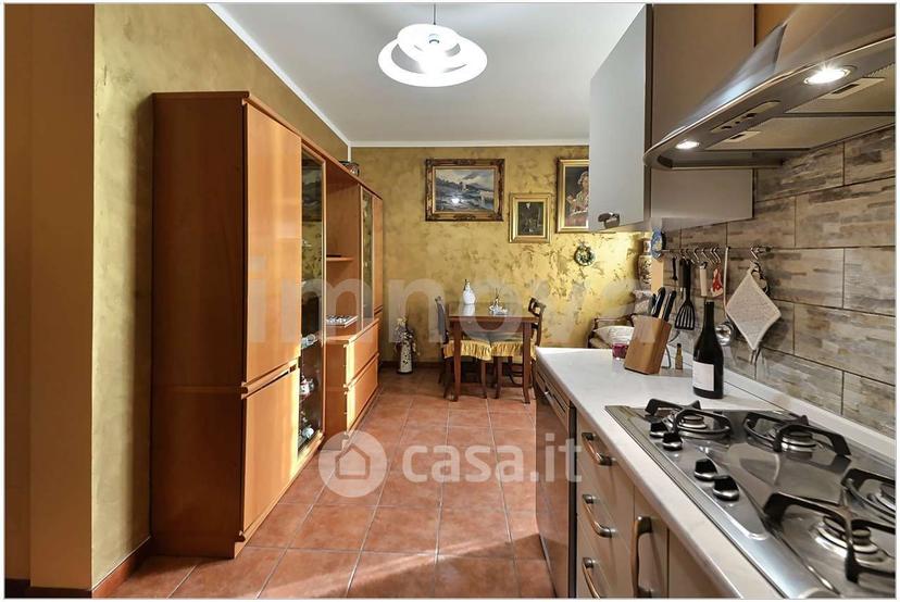 Trilocale in Viale Italia 17 — foto 10 di 24
