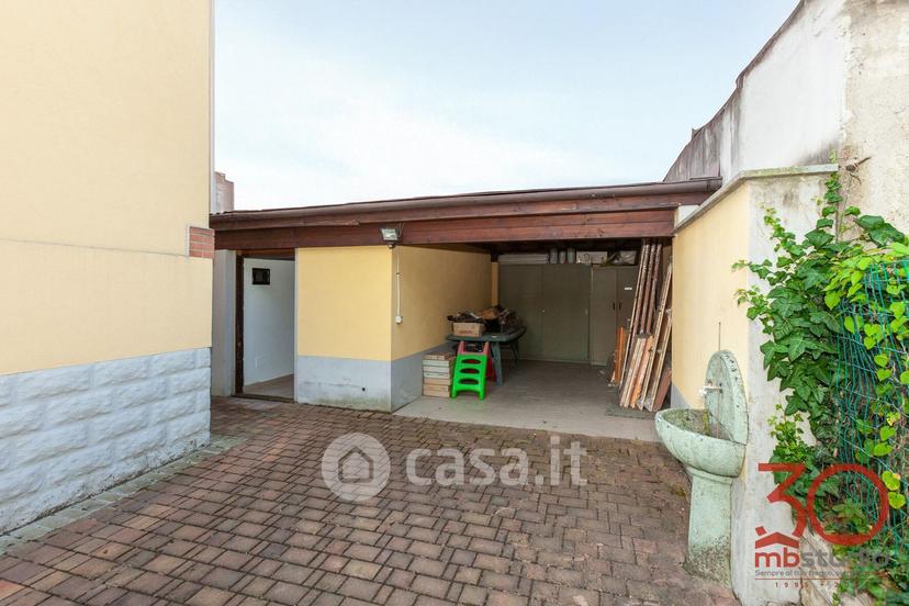 Trilocale in Via Monte Asolone — foto 44 di 53