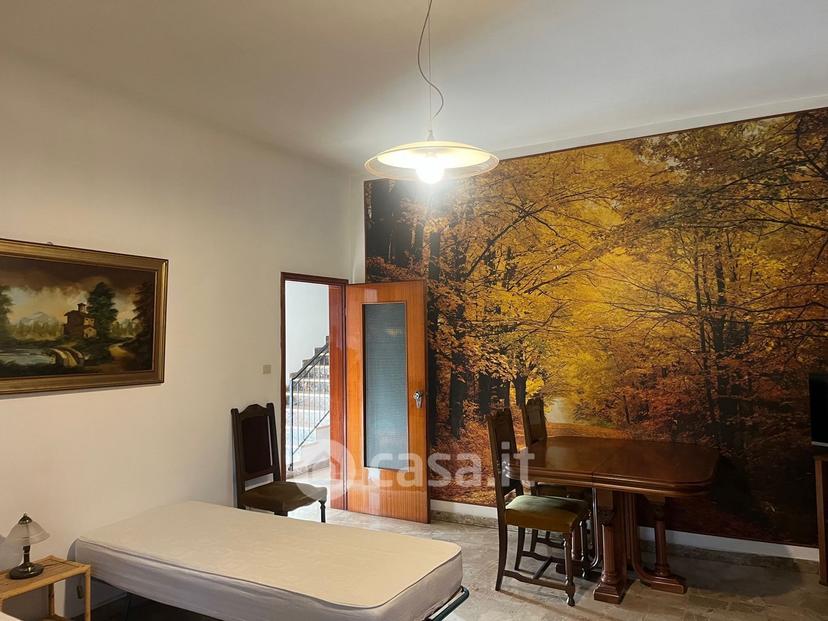 Stanza in Via Giacomo Matteotti 65 — foto 4 di 13