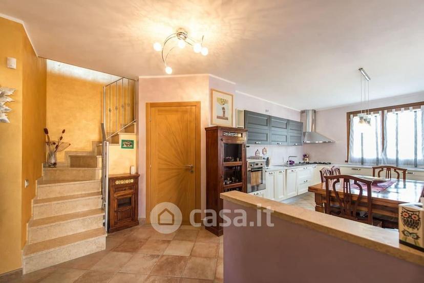 Trilocale in Via Don Antonio Galizzi — foto 14 di 21