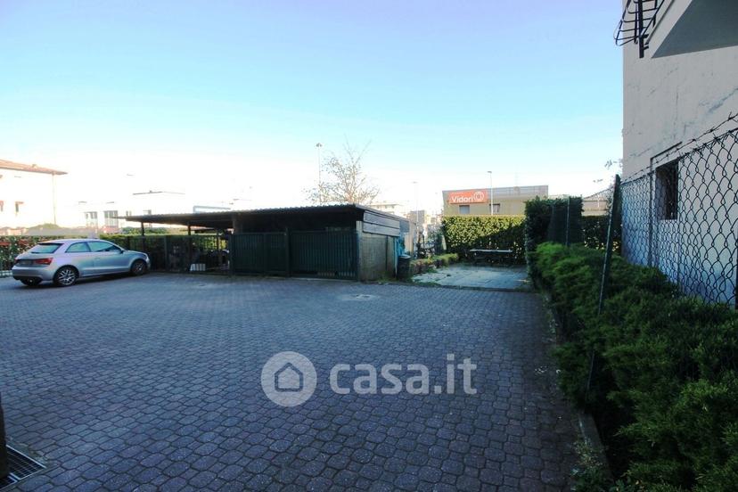 Trilocale in Via Europa Unita — foto 2 di 25