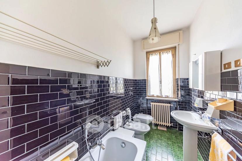 Villa in Via Monte Nevoso 10
