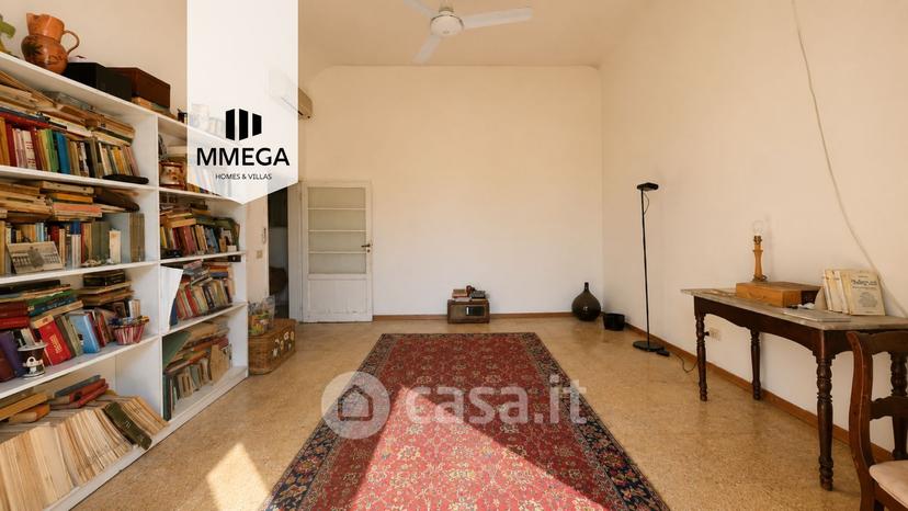 Appartamento in Borgo degli Albizi 10 — foto 3 di 33