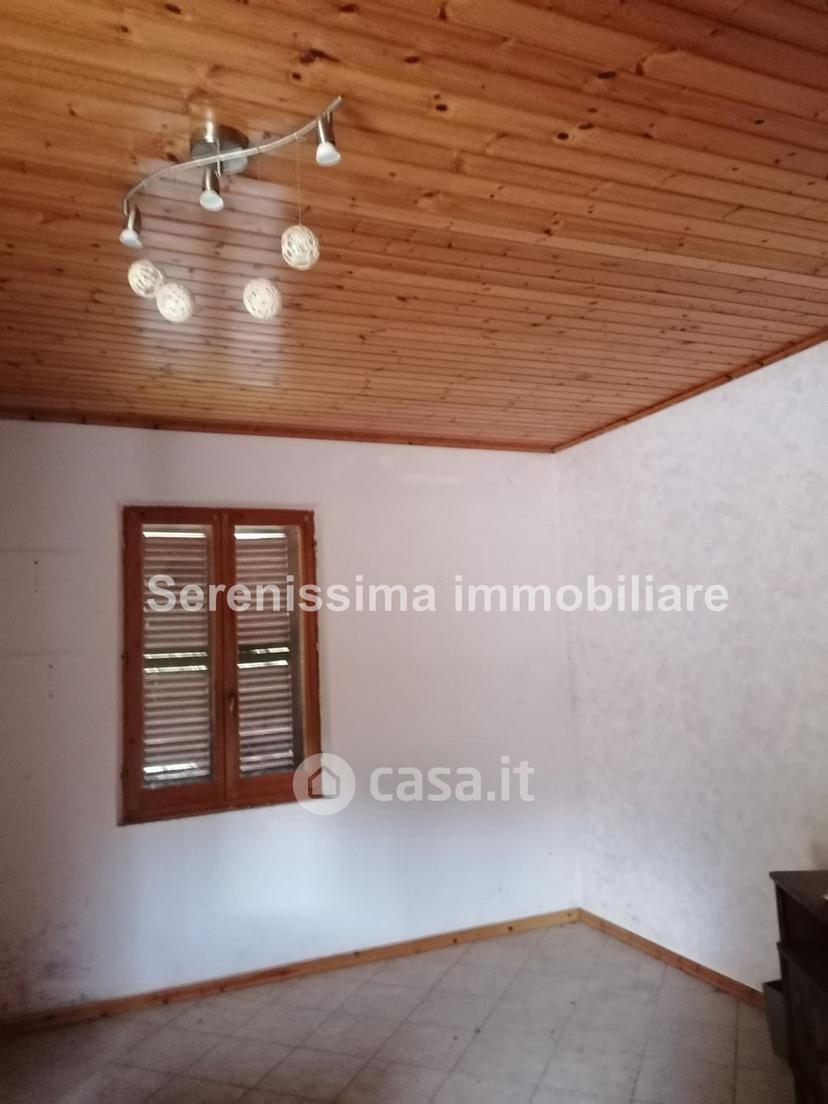 Villa in Via La Rocca — foto 24 di 25