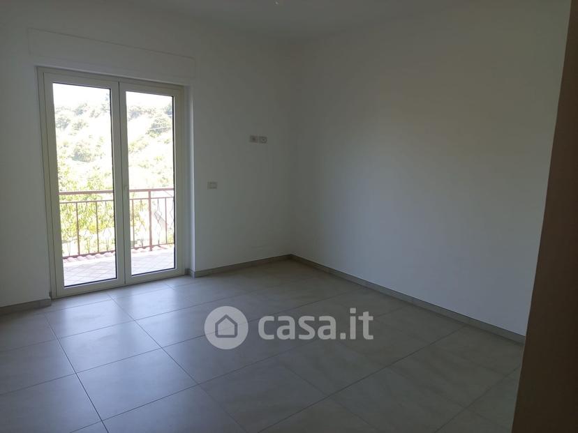 Trilocale in Via Per Frisa — foto 3 di 40