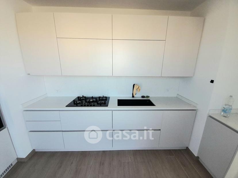 Appartamento in Via Mario Ronzini — foto 21 di 51