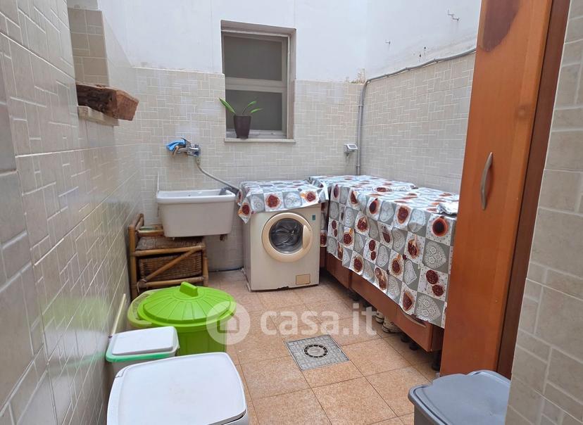 Quadrilocale in Via Toma 19 — foto 26 di 39