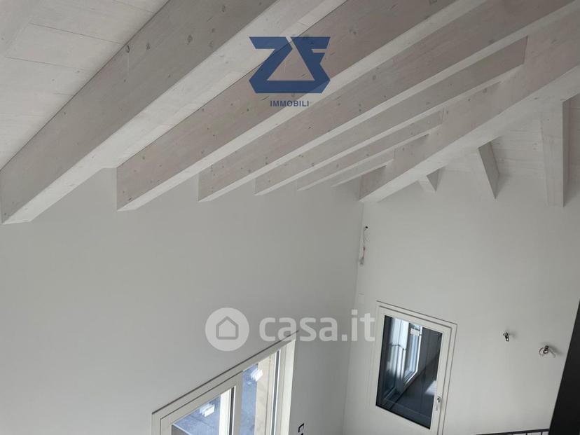 Trilocale in Via San Pio X — foto 9 di 35