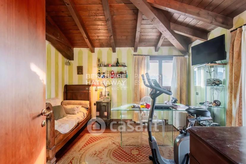 Villa in Via Per Brunate — foto 37 di 44