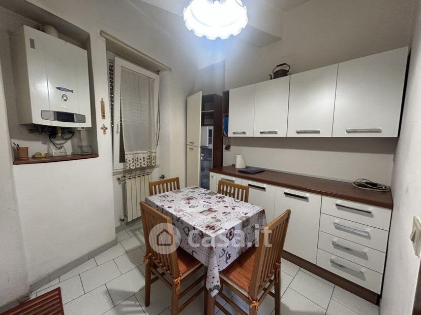 Trilocale in Via Montello 17 — foto 10 di 20