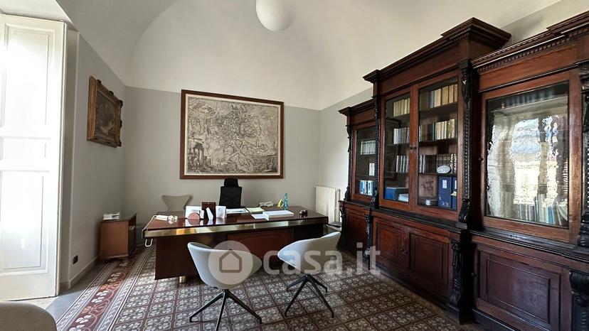 Quadrilocale in Piazza della Repubblica — foto 74 di 74