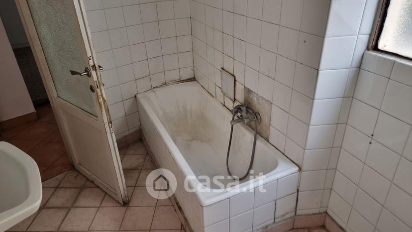 Trilocale in Piazza C. B. Cavour 2 — foto 5 di 28