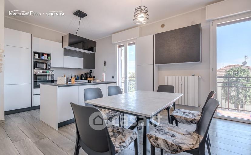 Trilocale in Via Giovanni Pascoli 8 — foto 20 di 28