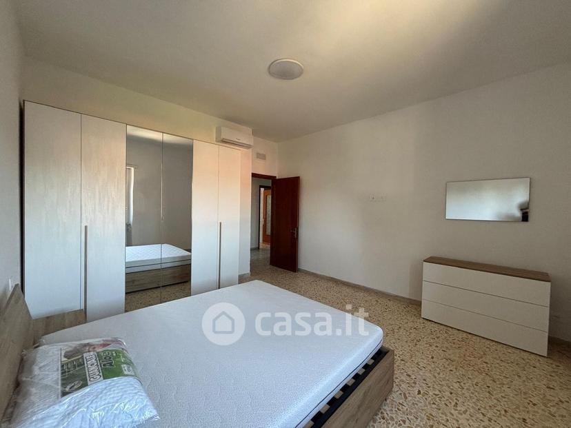 Stanza in Via Torre San Biele — foto 14 di 38