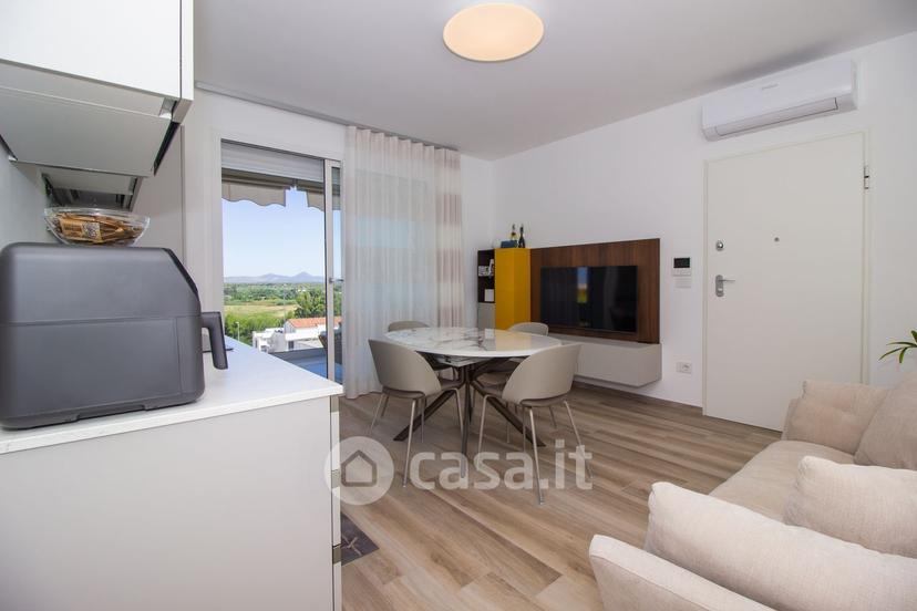 Trilocale in Via Pompeu Fabra 13 — foto 3 di 48