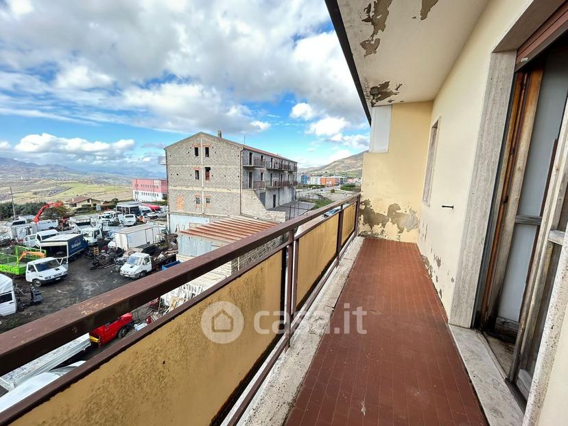 Quadrilocale in Contrada Serra 48 — foto 10 di 40