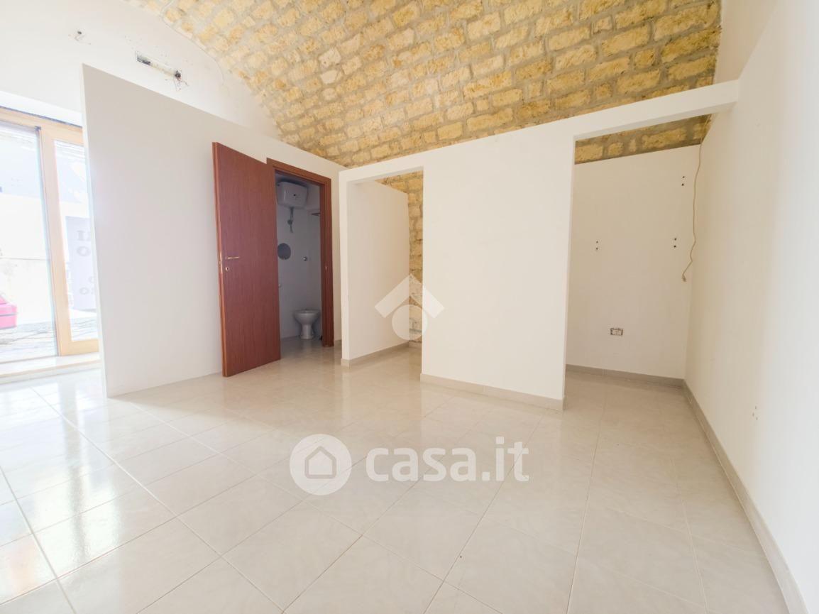 Monolocale in Via de Florio 30