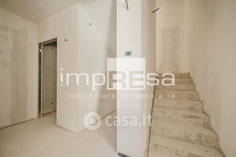 Villa in Via Giambellino — foto 31 di 44
