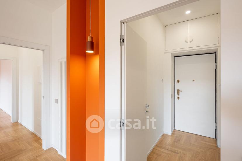 Trilocale in Via Castel Morrone 10