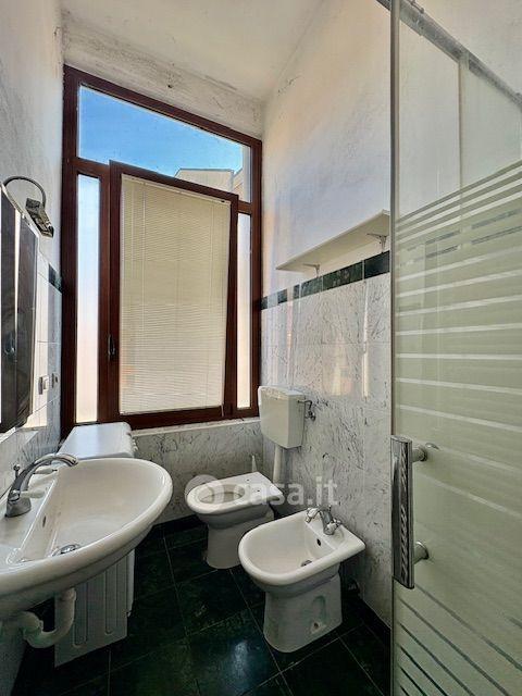 Stanza in Largo San Martino 2 — foto 20 di 35