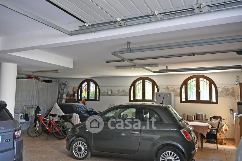 Villa in Via Giulio Cesare 62 — foto 35 di 105