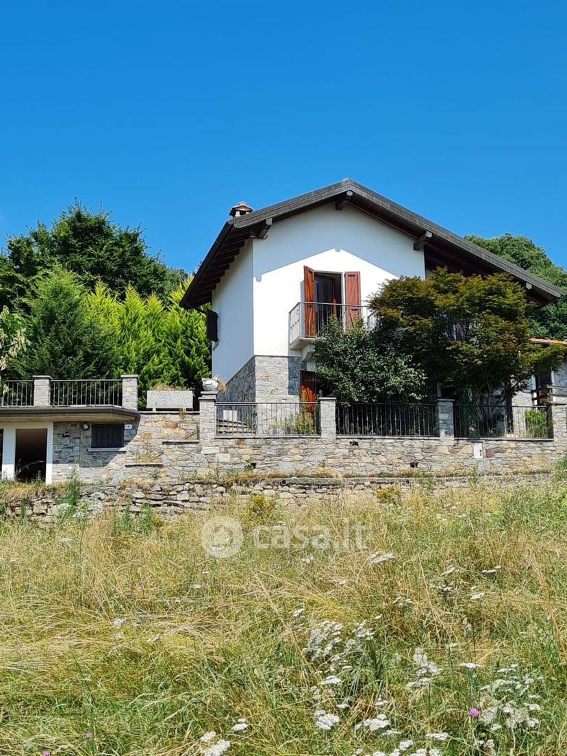 Villa in Via Fourmighè — foto 40 di 42