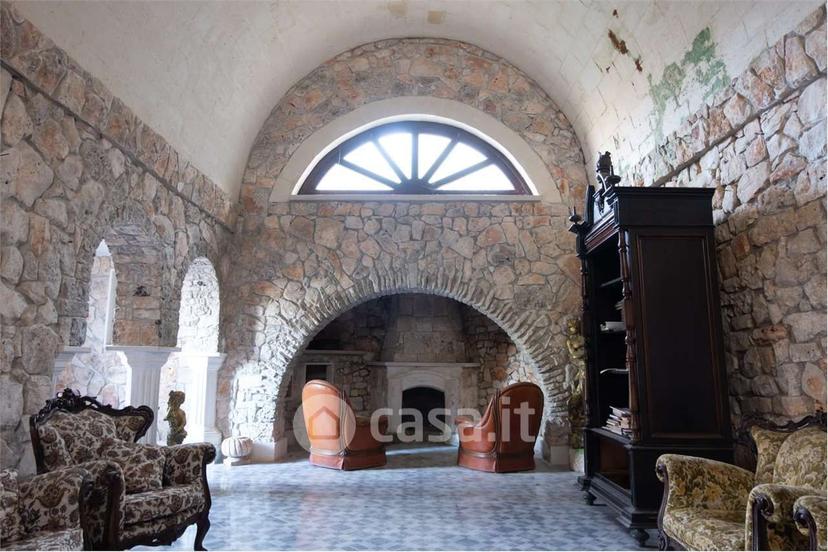 Villa in Contrada Santa Croce — foto 12 di 24