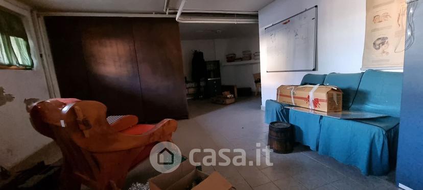 Villa in Zona Residenziale Vicino Stazione E Centro — foto 5 di 11