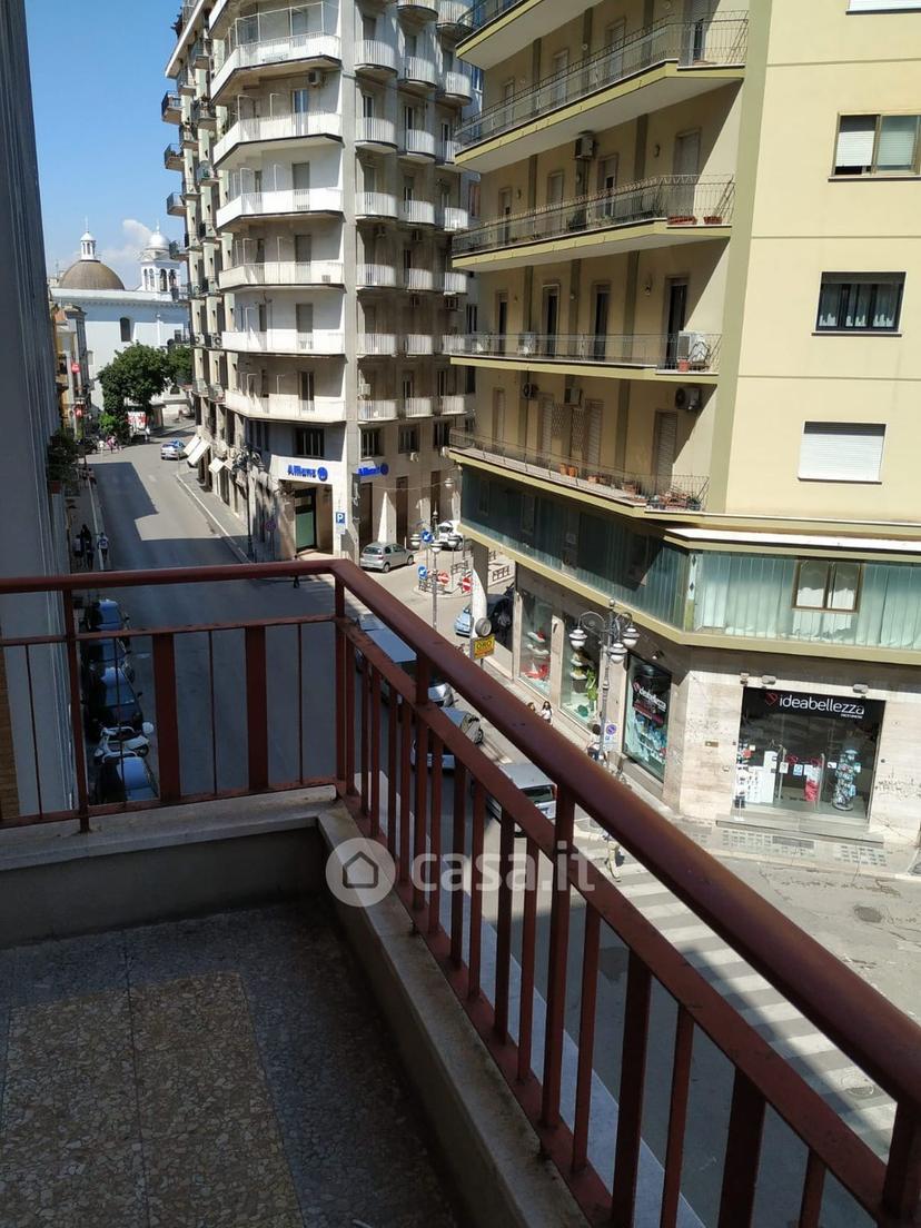 Stanza in Corso Cairoli — foto 5 di 5