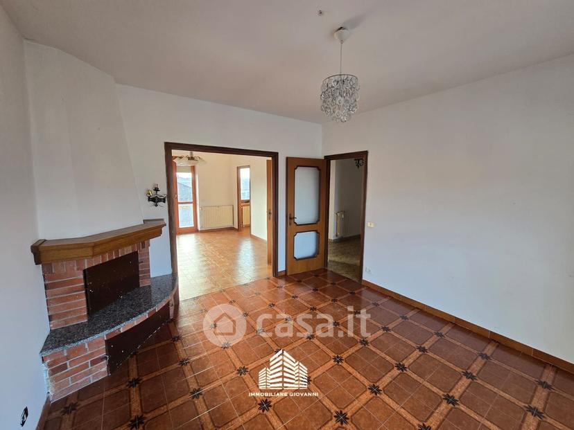 Trilocale in Via Mario Groppo — foto 2 di 12