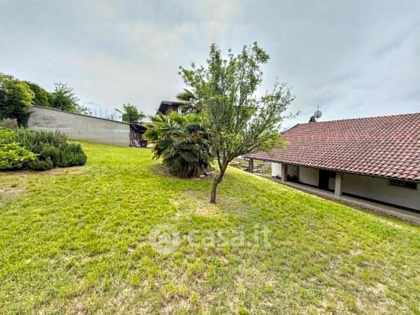 Villa in <roma — foto 32 di 32