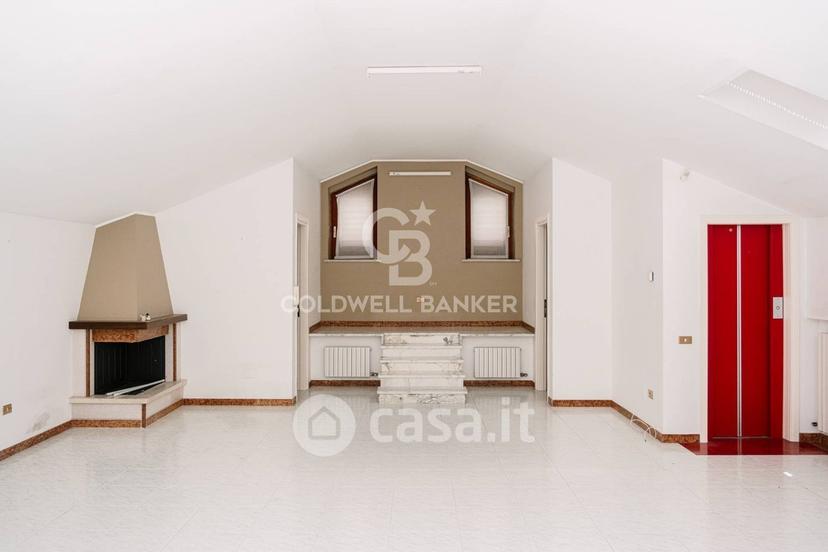 Villa in Via IV Novembre 22 — foto 19 di 81
