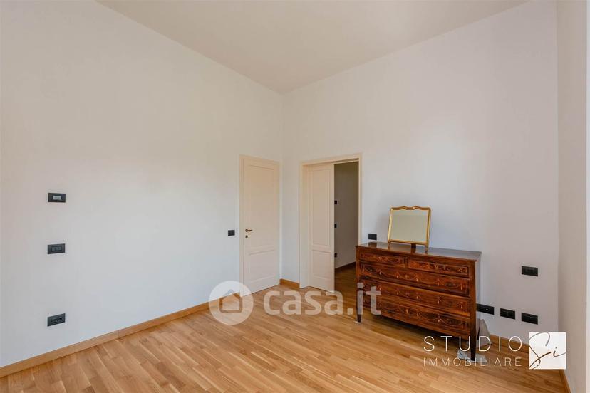 Villa in Viale Libertà — foto 36 di 48