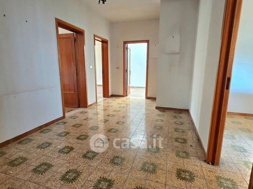 Quadrilocale in Via Giuseppe Verdi 33 — foto 22 di 40