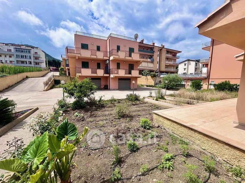 Trilocale in Viale delle Madonie 32