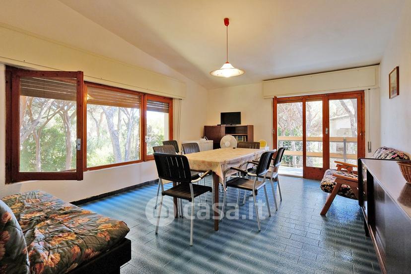 Villa in Viale delle Pleiadi 11 — foto 4 di 12