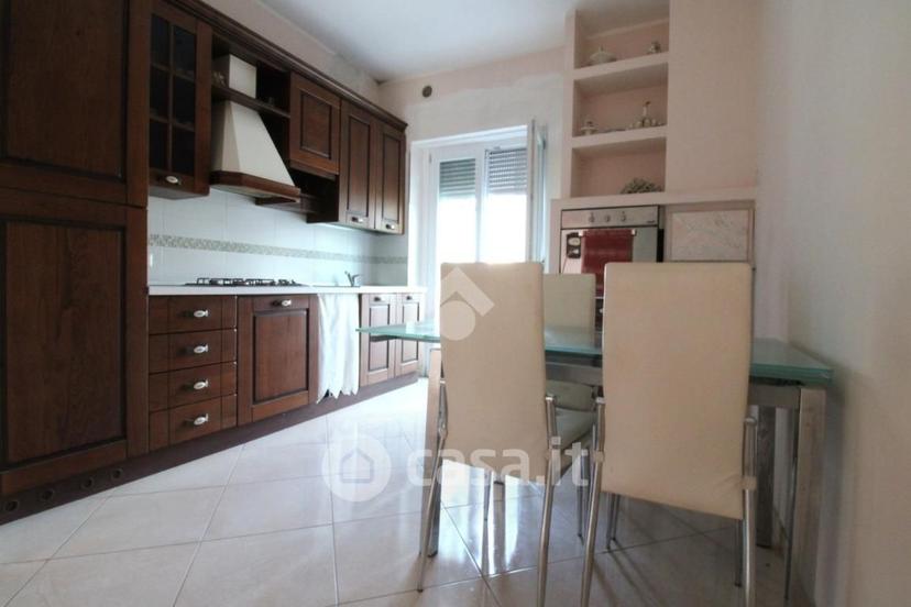 Trilocale in Via Nicola Scarano — foto 2 di 18