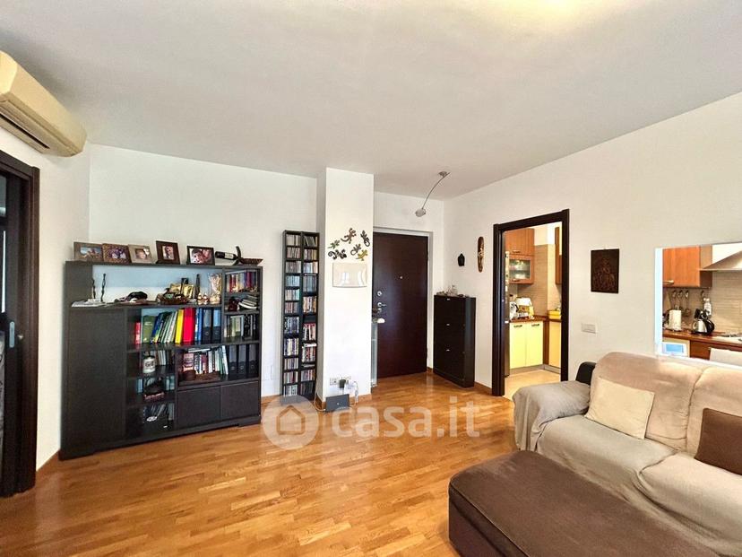 Trilocale in Via Guido Rossa 26 — foto 9 di 16