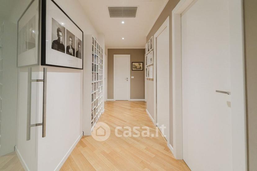 Trilocale in Strada Luigi Carlo Farini 69 -73 — foto 30 di 30