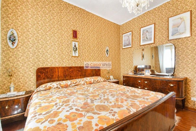 Villa in Via Cadorna 10 — foto 2 di 28