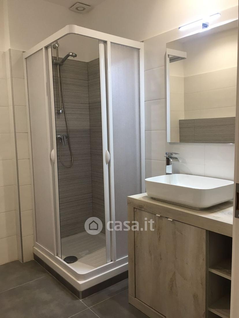 Stanza in Via Perinetto da Benevento 56 — foto 7 di 14