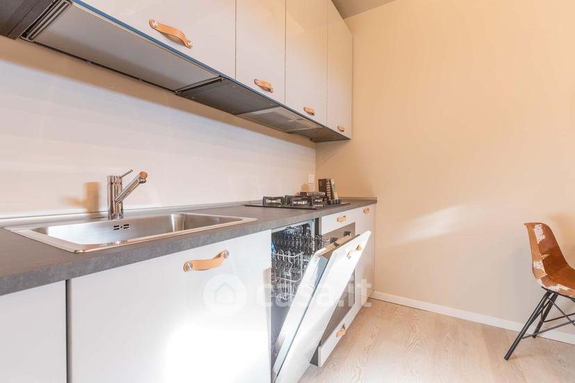 Bilocale in Viale Monza 22 — foto 3 di 20