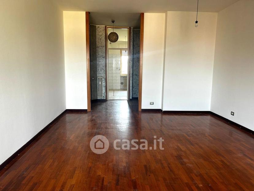 Quadrilocale in Via Milano 22 — foto 6 di 34